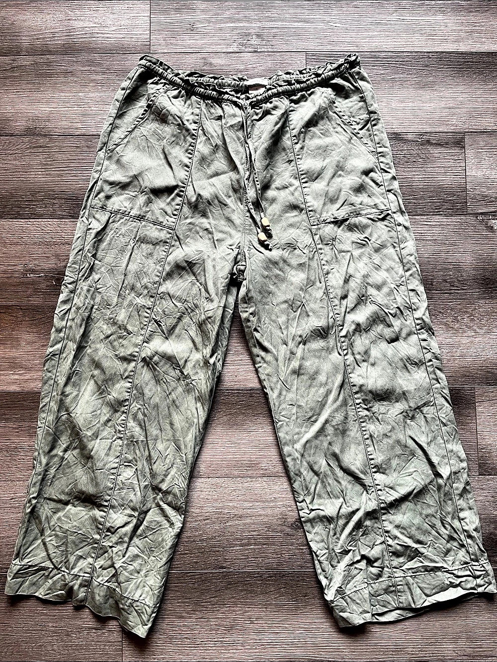 joie Wide Leg Lyocell Pants in Green Size Large